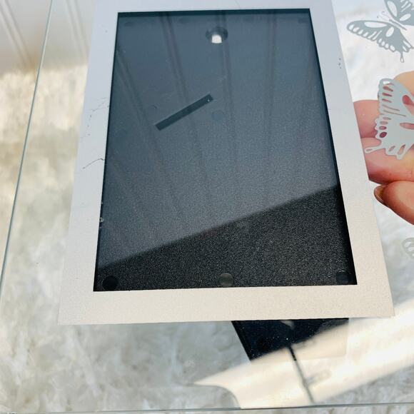 Butterfly Silver Glass Frame 3.5 x 5" - Picture 2 of 4